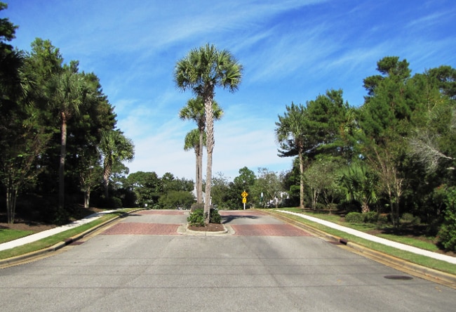 Photo - 350 Tradewinds Dr