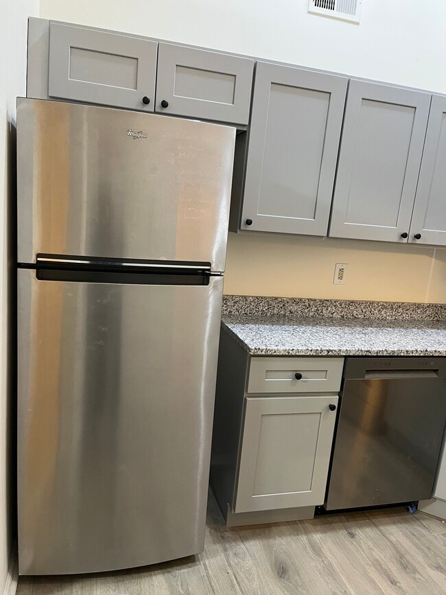 New Kitchen_1 - 29 Amberly Ct Unit 29