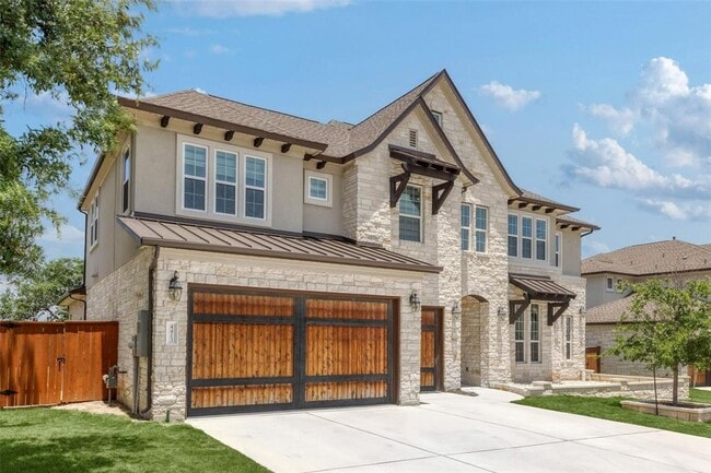 4413 Edgewater Dr