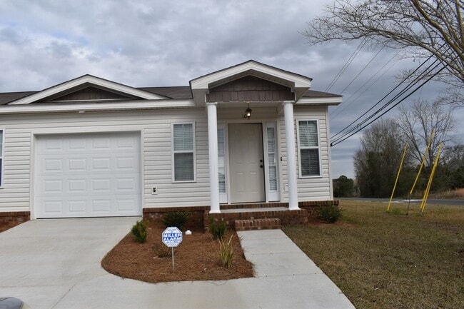 Woodland Park Townhomes, Enterprise,AL - Woodland Park Townhomes, Enterprise,AL