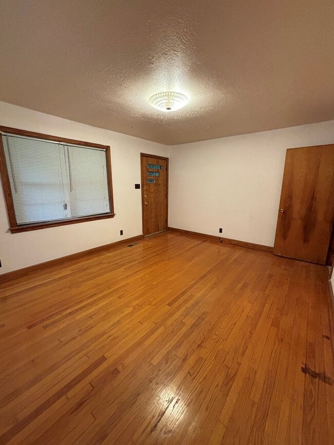 Photo - 903 N Audubon Ave