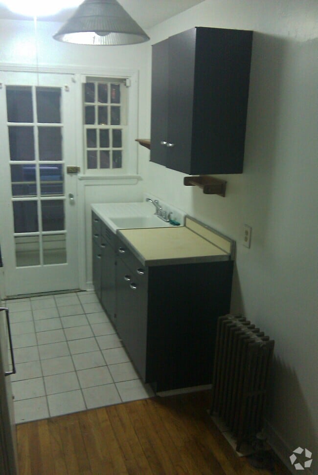 Building Photo - 2576 Albany St Unit A1 Rental