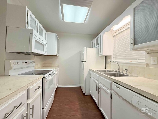 Photo - 36 Summer Oaks Dr