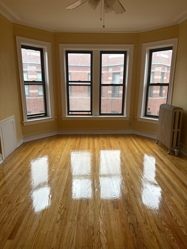 Photo - 6851 S Crandon Ave Unit 6851-3