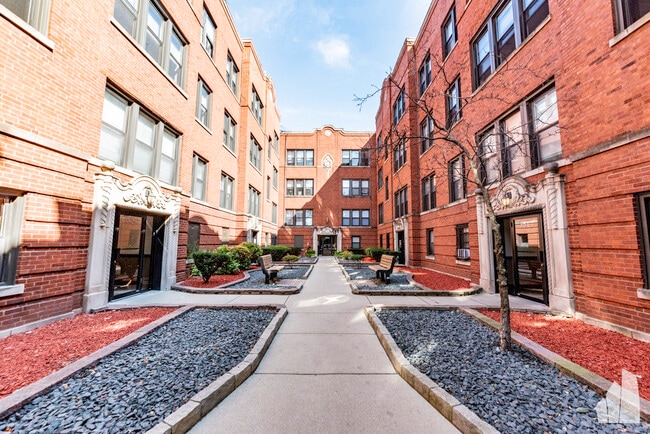 Photo - 3523 N Racine Ave