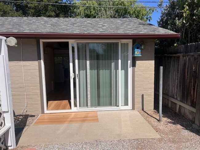 Photo - 245 Alisal Rd