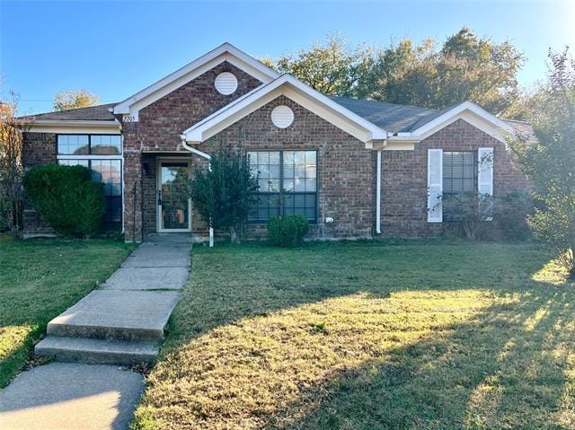 Photo - 2205 Summit Dr