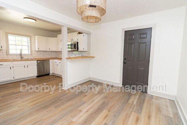 Photo - 409 Derby St Unit A