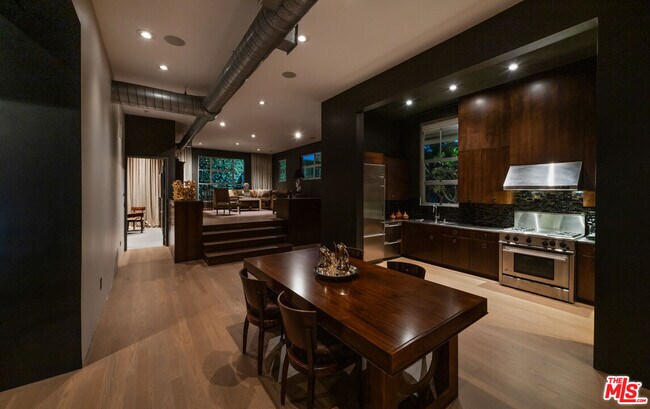 Photo - 710 Orlando Ave Unit 101