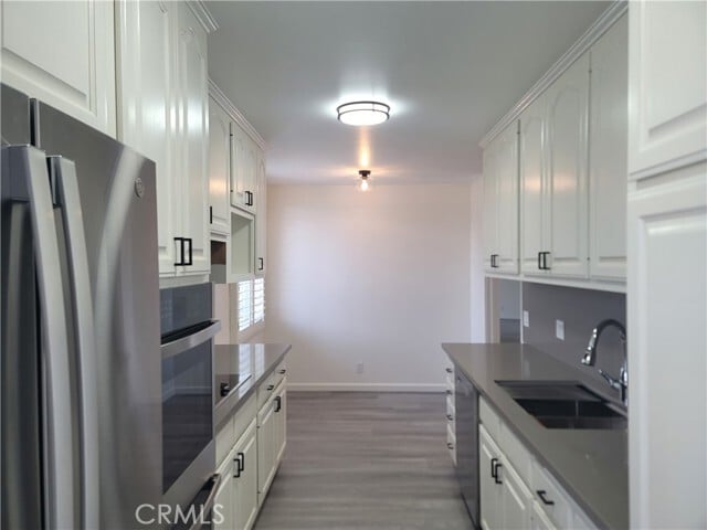 Building Photo - 5301 Balboa Blvd Unit D8 Rental