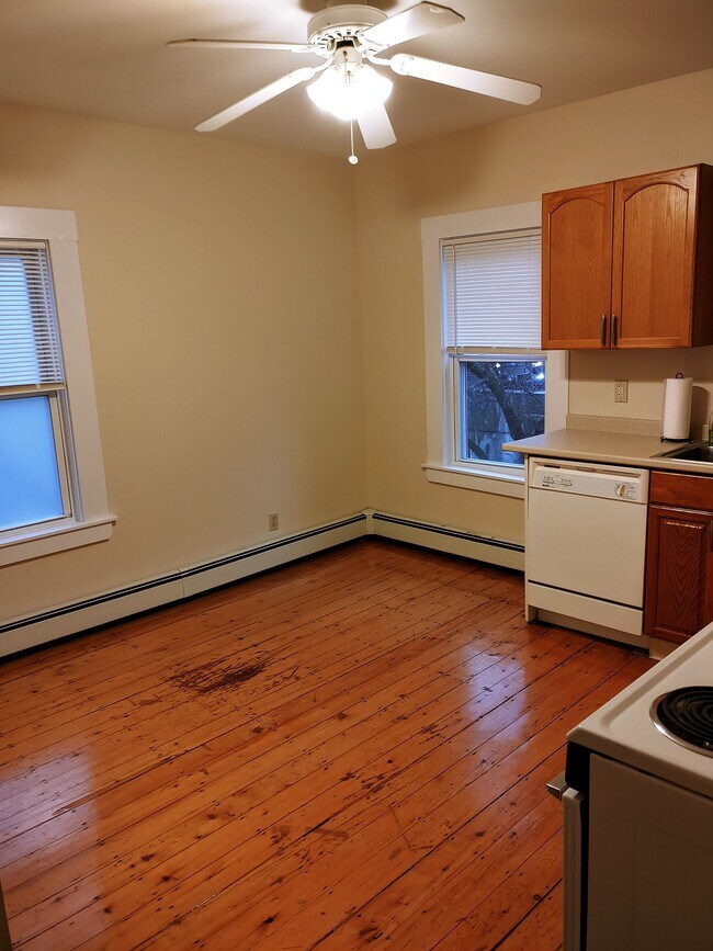 Photo - 29 Gorham St Unit 2