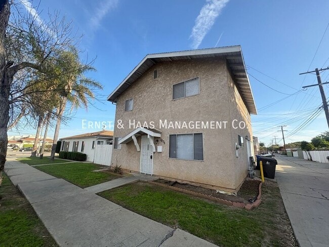 Photo - 3875 Cherry Ave