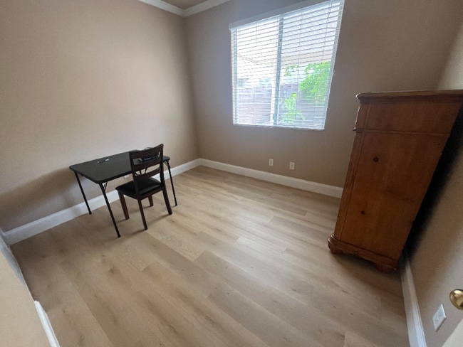 Building Photo - 2416 Brockton Way Rental