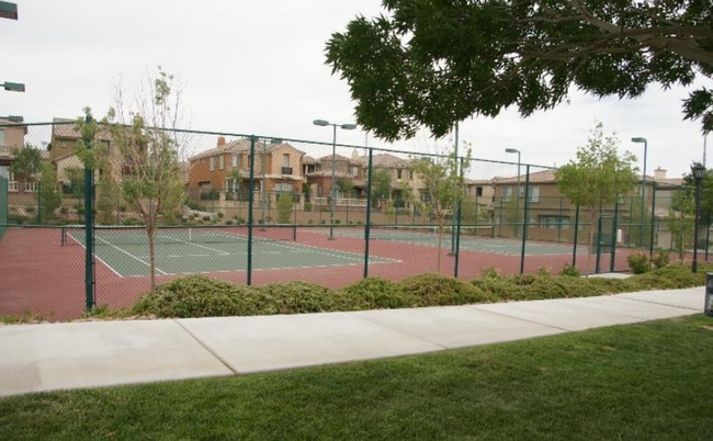 2407 Granada Bluff Ct