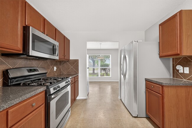 Photo - 3031 View Valley Trail