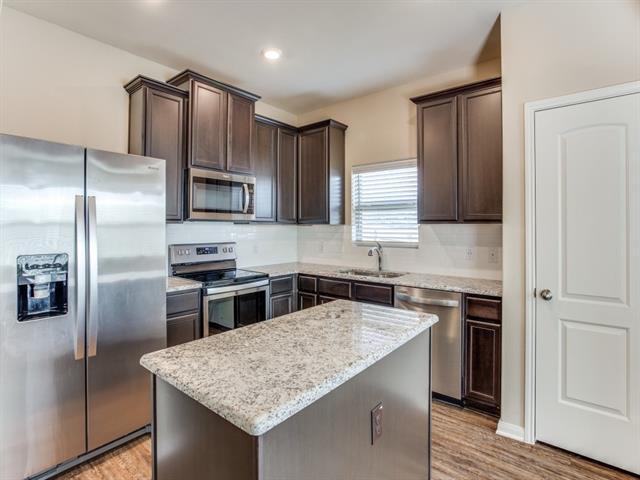 Photo - 1717 Conley Ln