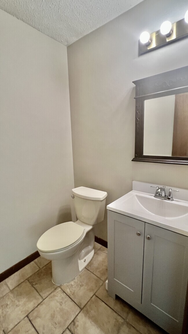 Photo - 18 Anthony Cir