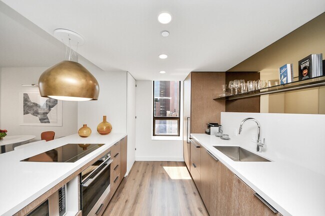 Photo - 1300 Lamar St Unit T3