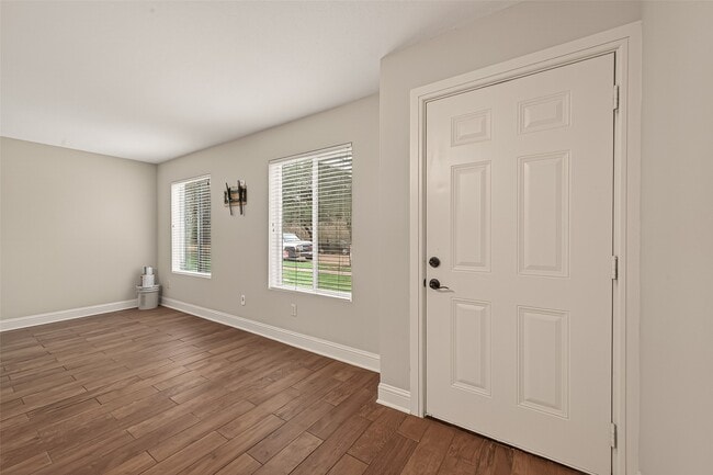 Photo - 754 Memorial Mews St Unit B