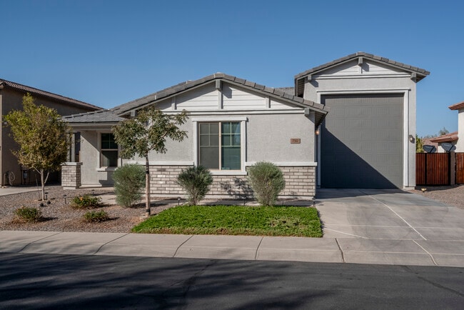 Photo - 750 W Torino Pl