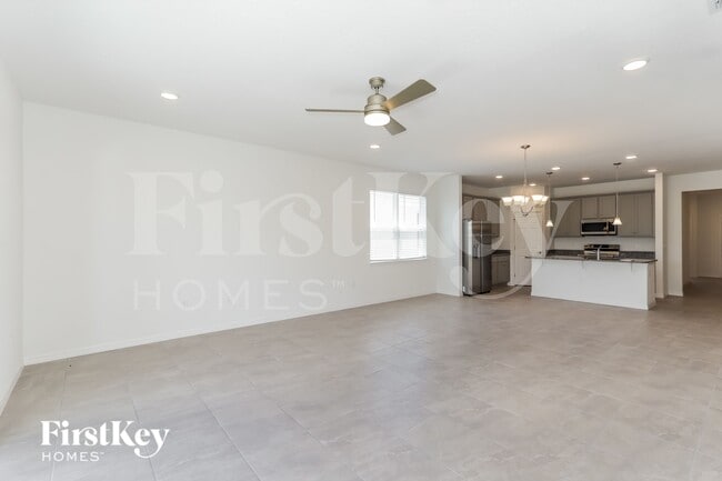 Photo - 560 Crown Rose Dr