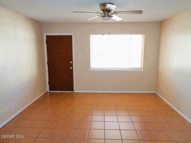 Photo - 10532 Brisbane Way