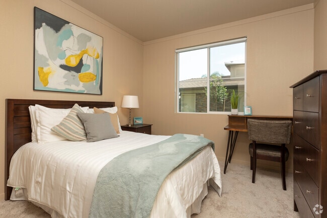 2BD, 2BA - Bedroom