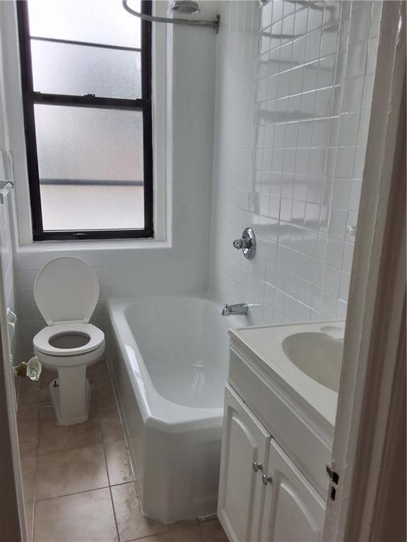 Photo - 120-10 Rockaway Beach Blvd Unidad 105