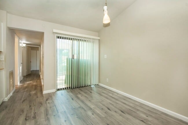 Photo - 7062 Pineberry Rd