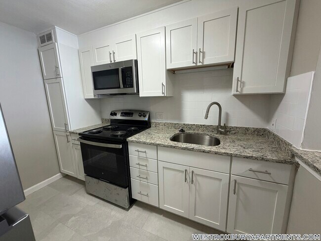Photo - 1799 Centre St Unidad 34