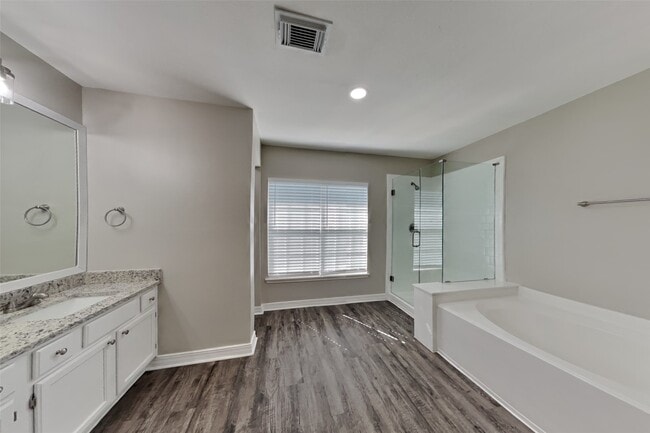 Building Photo - 9919 Villa Verde Dr Rental