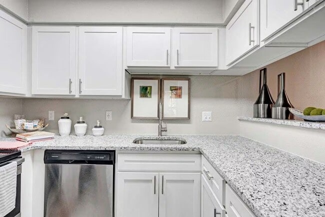 Photo - Relax, Play & Grill—All at Home! Unidad FAAC