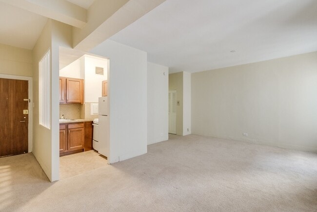 New Cadillac Square Apartments