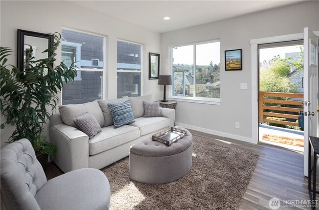 Photo - Updated 4bed/2bath Home in Walkable location!