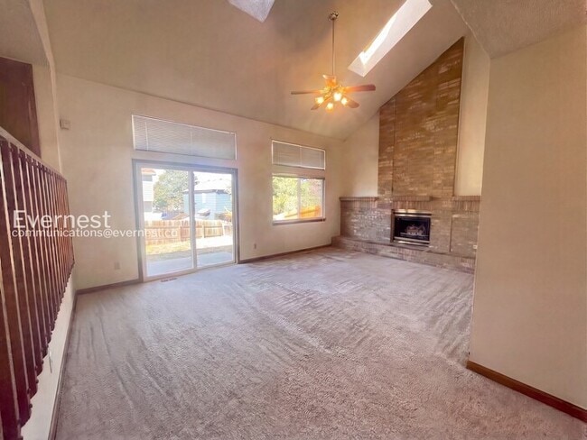 Photo - 4930 Sprangler Dr