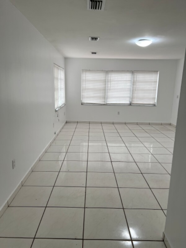 Photo - 22 Avenue, NW Flagler St