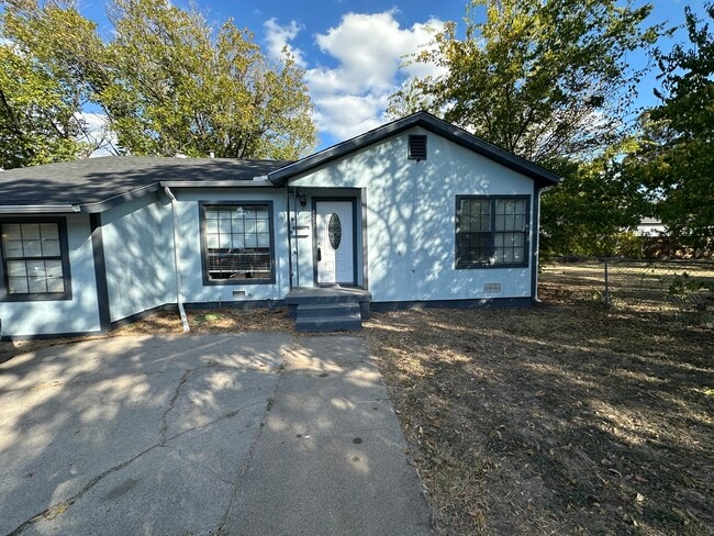 Photo - 1207 S Chicago Ave