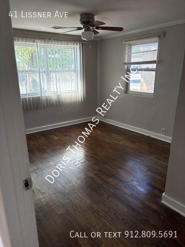 Photo - 41 Lissner Ave