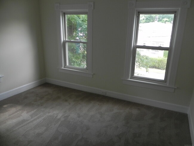 Photo - 2.5 Jefferson St Unit 2