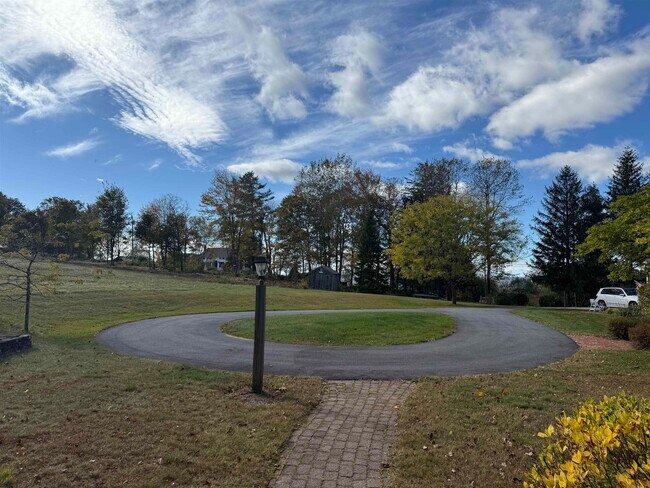 Photo - 69 Putney Hill Rd