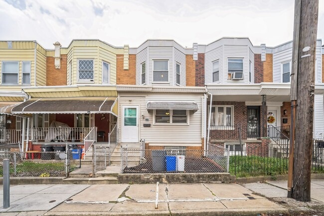 Photo - 5740 Hunter St