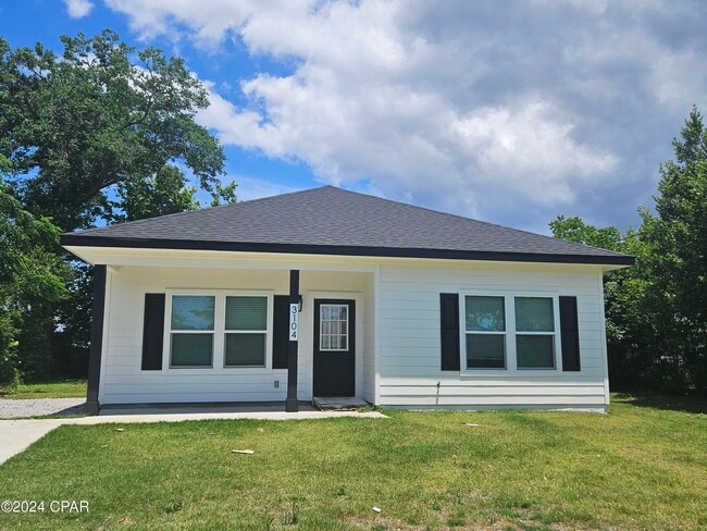 Building Photo - 3104 W 20th Ct
