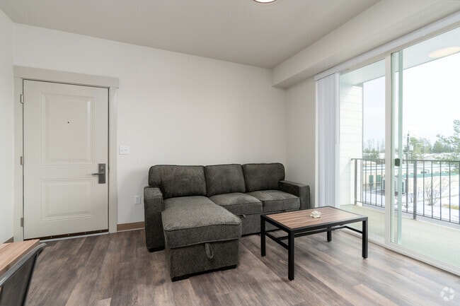 1BR, 1BA - 586SF - The Schralpenhaus