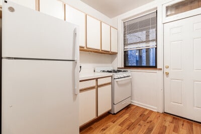 Photo - 3912 N Janssen Ave Unit 2