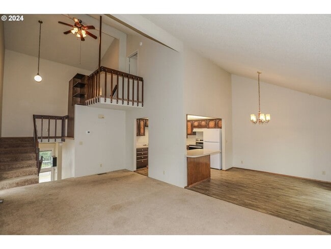 Photo - LY-0000 Unit 3069 NE Slope St