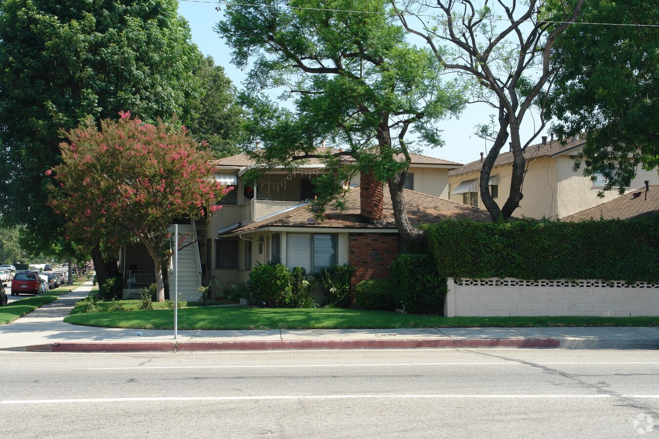 Photo - 14157 Moorpark St