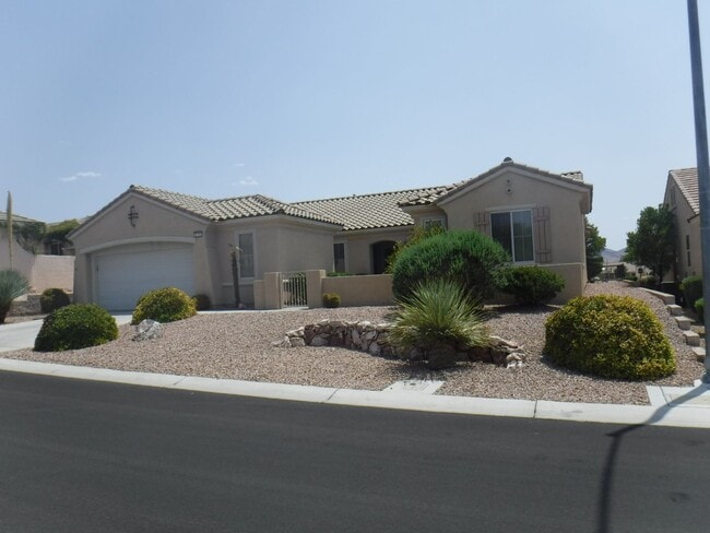 Photo - Sun City Anthem home right on the golf course!