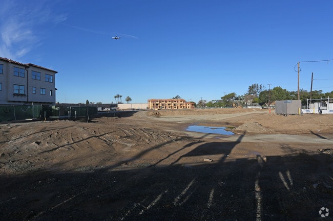 Photo - Vintage at Old Town Tustin