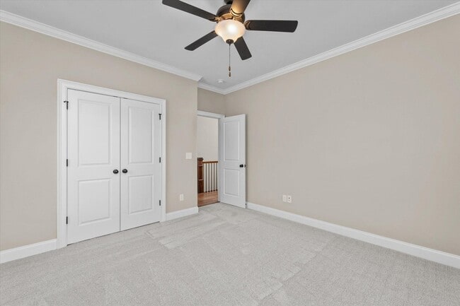 Photo - 565 River Oaks Ln