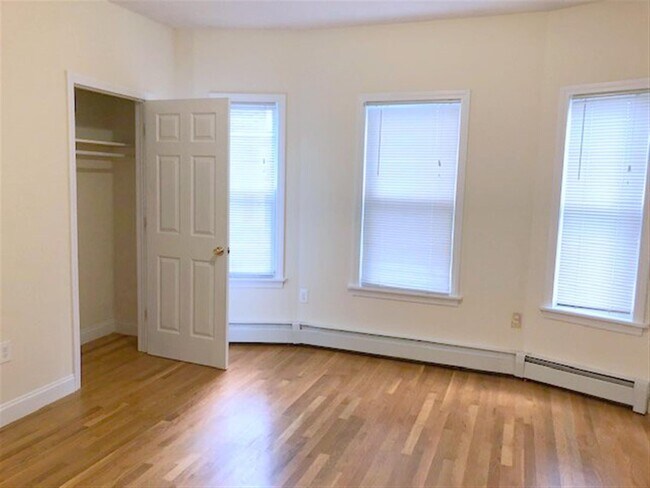 Photo - 389 Columbia St Unidad 1